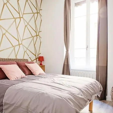 Apartament Calme Et Neuf Au Coeur De *