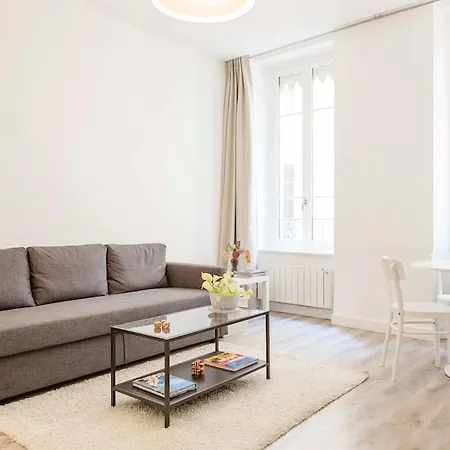 Apartament Calme Et Neuf Au Coeur De